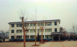 八陡中心小学环境