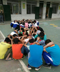 英德市石灰铺中心小学环境
