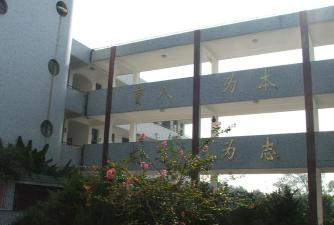嘉善县杨庙中学环境