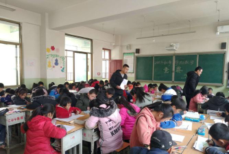 礼县肖良乡九年制环境