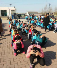 兖州市新驿镇中心小学环境