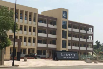 定远县岱山初级中学环境