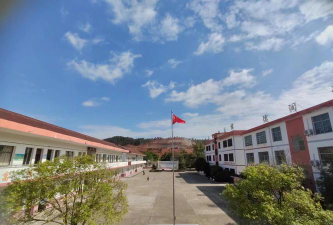 龙南县临塘乡塘口小学环境
