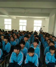 金湖县陈桥镇中学环境