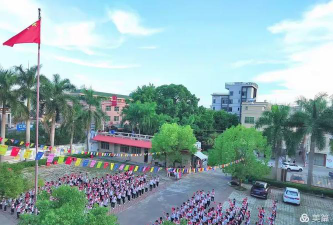 钱东镇上浮山小学环境
