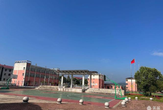 芜湖县新丰中学环境