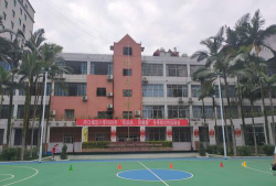 河口县河口城区小学环境