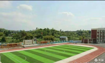 岳池县龙孔小学校环境
