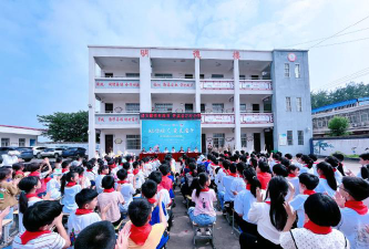 惠来县隆江镇鹅豆小学环境