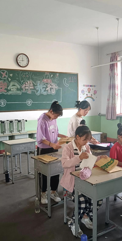 茌平县贾寨乡第二中心小学环境