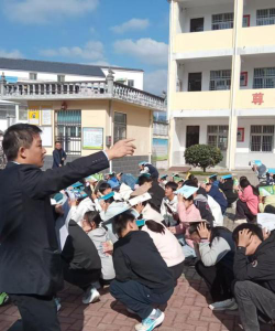 岭头初级中学环境
