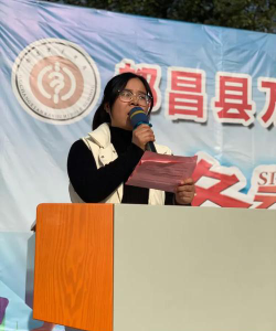 万户中学环境