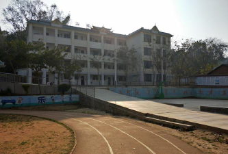 勐海县勐往乡中心小学环境