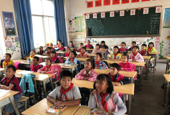 勐海县勐满镇中心小学环境