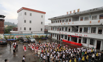 罗定市素龙街素龙小学环境