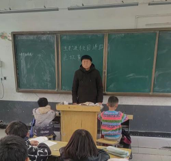颍上县古城乡中心学校环境