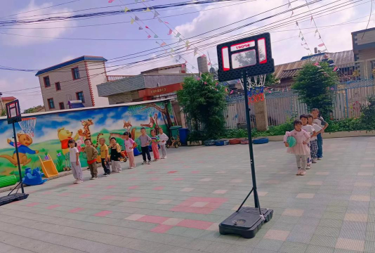 沾益县小太阳幼儿园环境