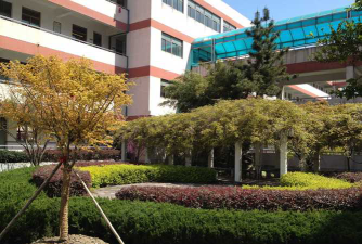 江苏省吴江市平望中学环境