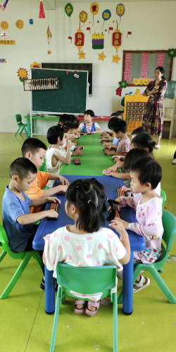 育苗幼儿班环境