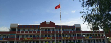 瞿靖中心小学环境