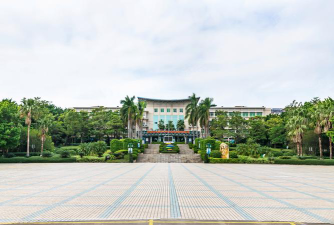 深圳市坑梓中心小学环境