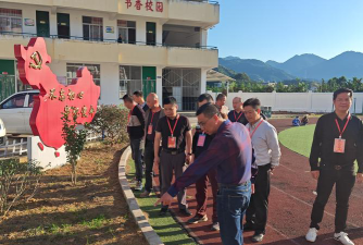 平和县崎岭中学环境
