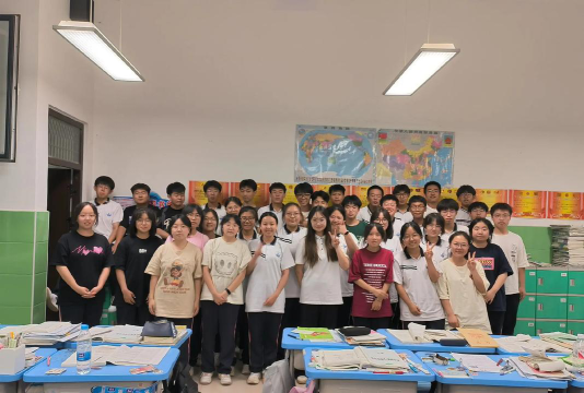 吴仓堡初级中学环境
