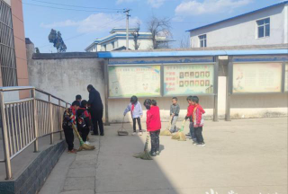 沙石岭小学环境