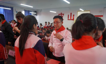 皮山县一小环境