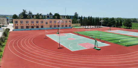 洛川县土基镇初级中学环境
