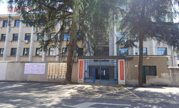 国营安中机械厂子弟学校环境