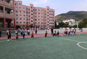 茅栗镇中学环境