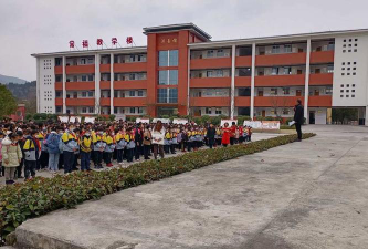 巫山县双龙小学环境