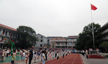 茶陵县城关镇中心小学环境