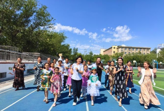 克拉玛依市第十三小学环境