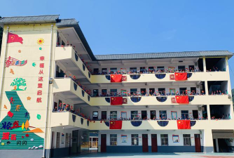 平寨镇双龙小学环境