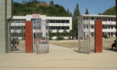代家坝镇中心小学环境