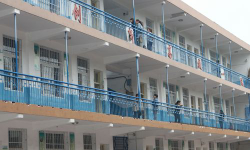 宛城区黄台岗第一中学环境