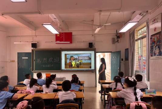 罗平镇中心小学双莲教学点环境