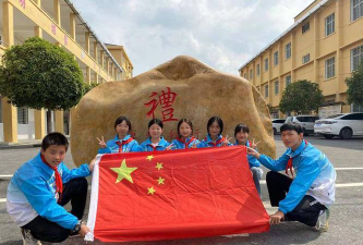 南漳县薛坪镇薛坪初级中学环境