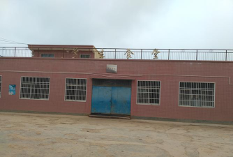 威宁县草海镇东山小学环境