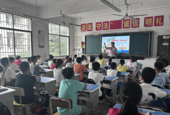珠市乡中心小学环境