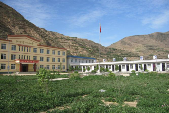 礼县江口乡中心小学环境