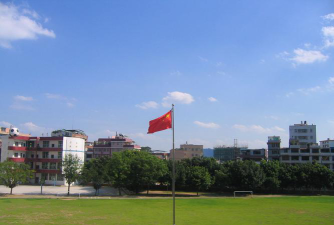 兴宁市田家炳中学环境