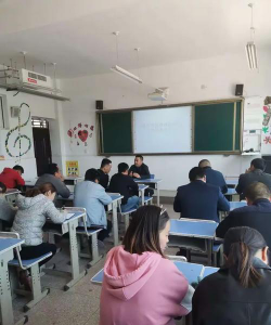 积石山县铺川小学环境