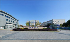 平湖市技工学校环境
