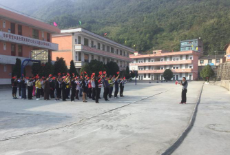 麻栗坡县下金厂乡中学环境