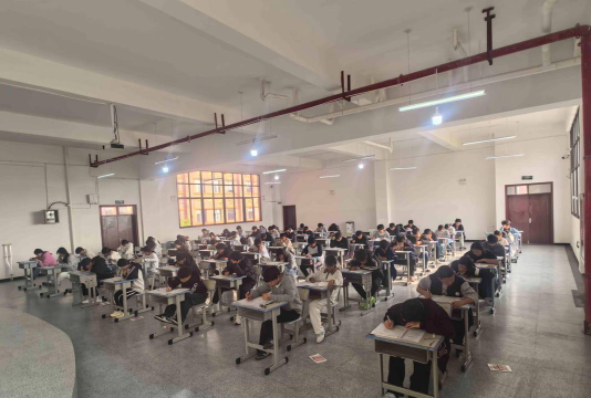 贵州平坝中华英语学校环境