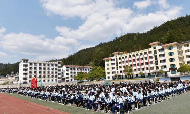从江县下江镇下江中学环境