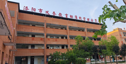 德阳通用电子科技幼儿师范学校环境